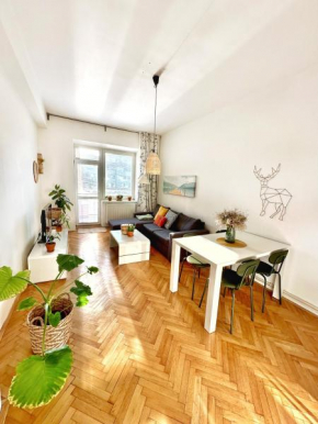 Bright and central suite with a balcony